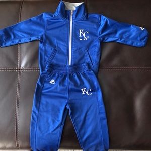 Toddler Royals warm up gear size 18M